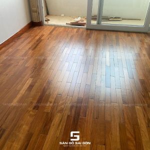 Tìm hiểu chuyên sâu sàn gỗ tự nhiên nội địa và nhập khẩu có gì khác
