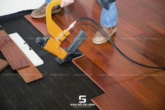 Thi công sàn gỗ tự nhiên nhà ở TPHCM ở đâu giá tốt Thi công sàn gỗ tự nhiên nhà ở TPHCM ở đâu giá tốt