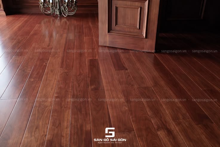 Sàn gỗ tự nhiên màu cánh gián đậm: Kinh nghiệm chọn gỗ cho nhà ở