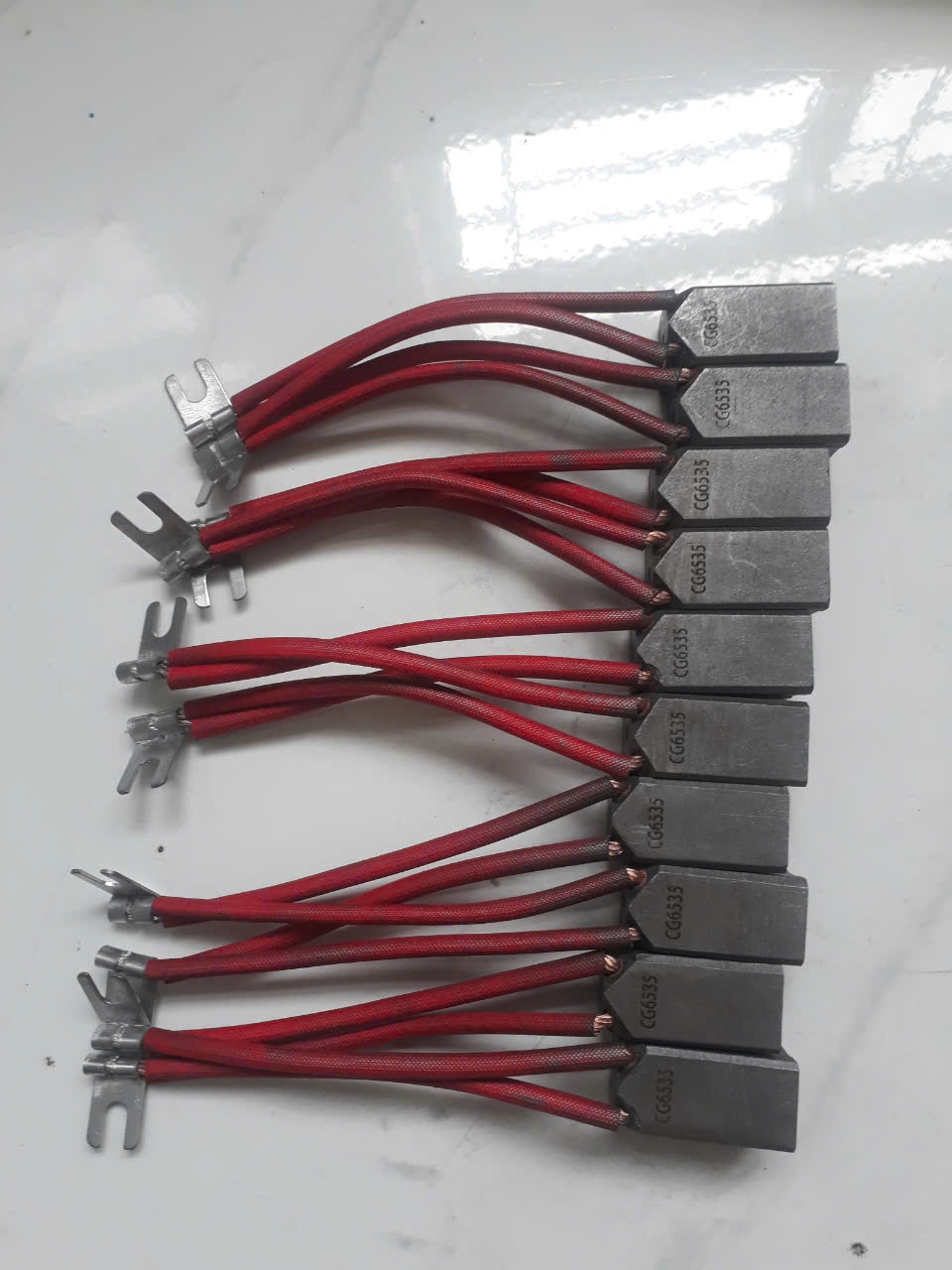 Cảm nhận sự khác biệt với chổi than công nghiệp tiên tiến nhất của chúng tôi. Cảm nhận sự khác biệt với chổi than công nghiệp tiên tiến nhất của chúng tôi.