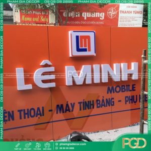 Nên làm bảng hiệu alu hay mica? Đâu là lựa chọn đáng đầu tư?