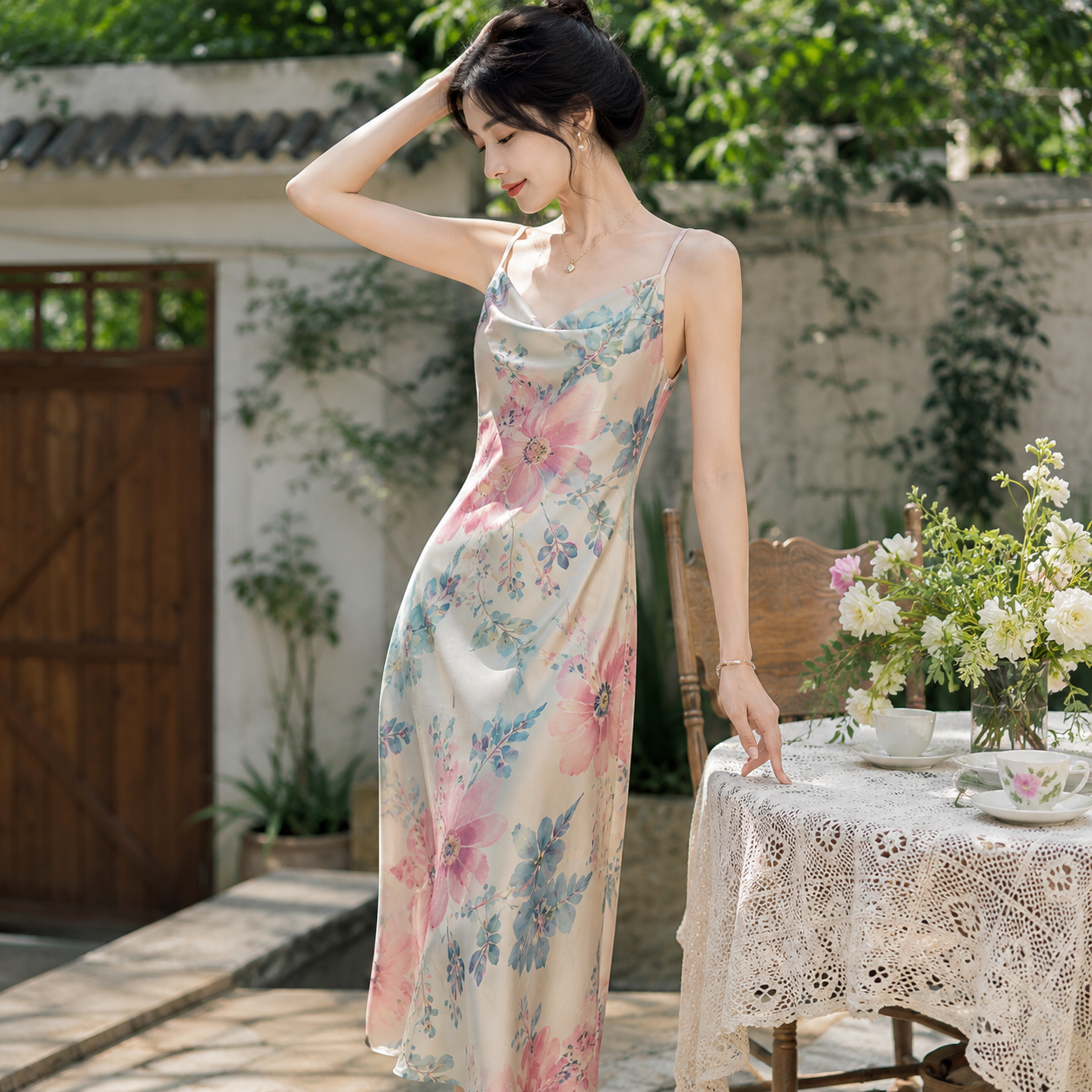 Đầm Lụa Hoa Văn – Mặc Đẹp Mỗi Ngày Đầm Lụa Hoa Văn – Mặc Đẹp Mỗi Ngày